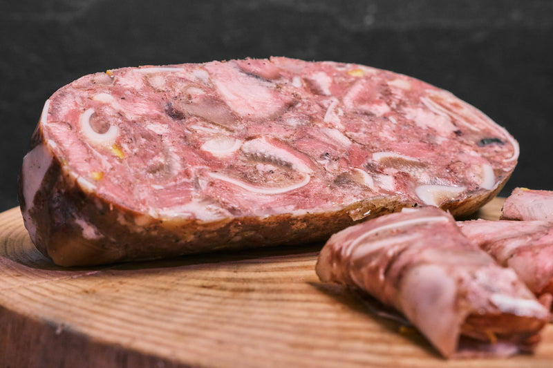 Coppa di suino di razza cinta senese