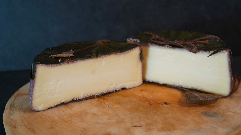 Formaggio al vino rosso e fichi