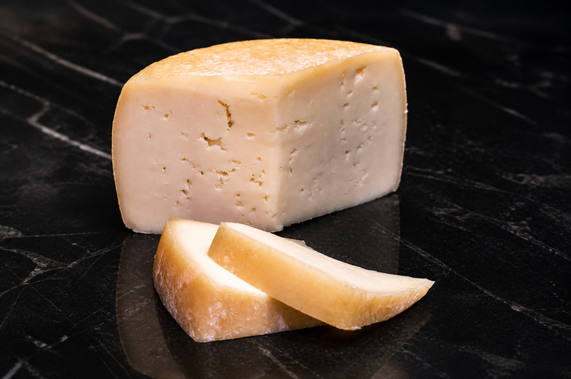 Formaggio Semistagionato