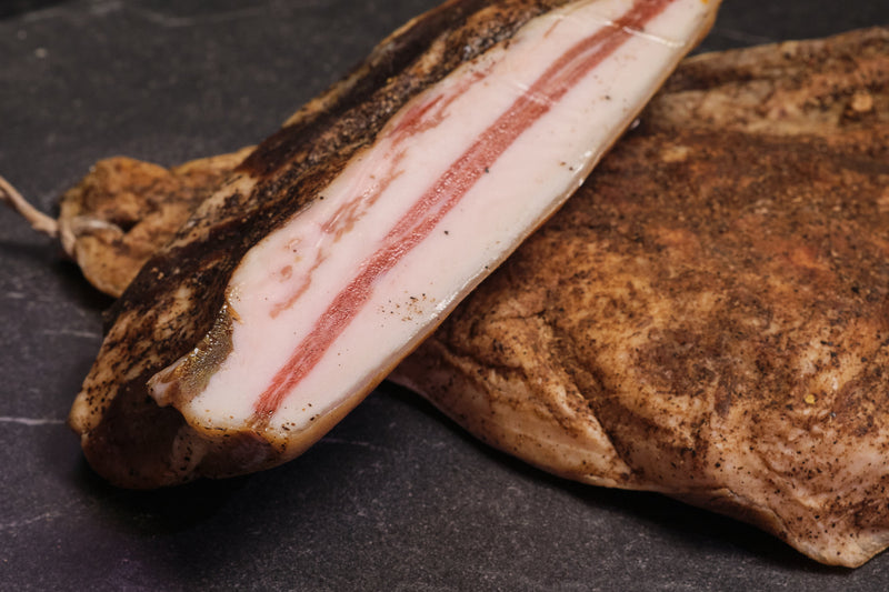 Guanciale di suino di razza cinta senese