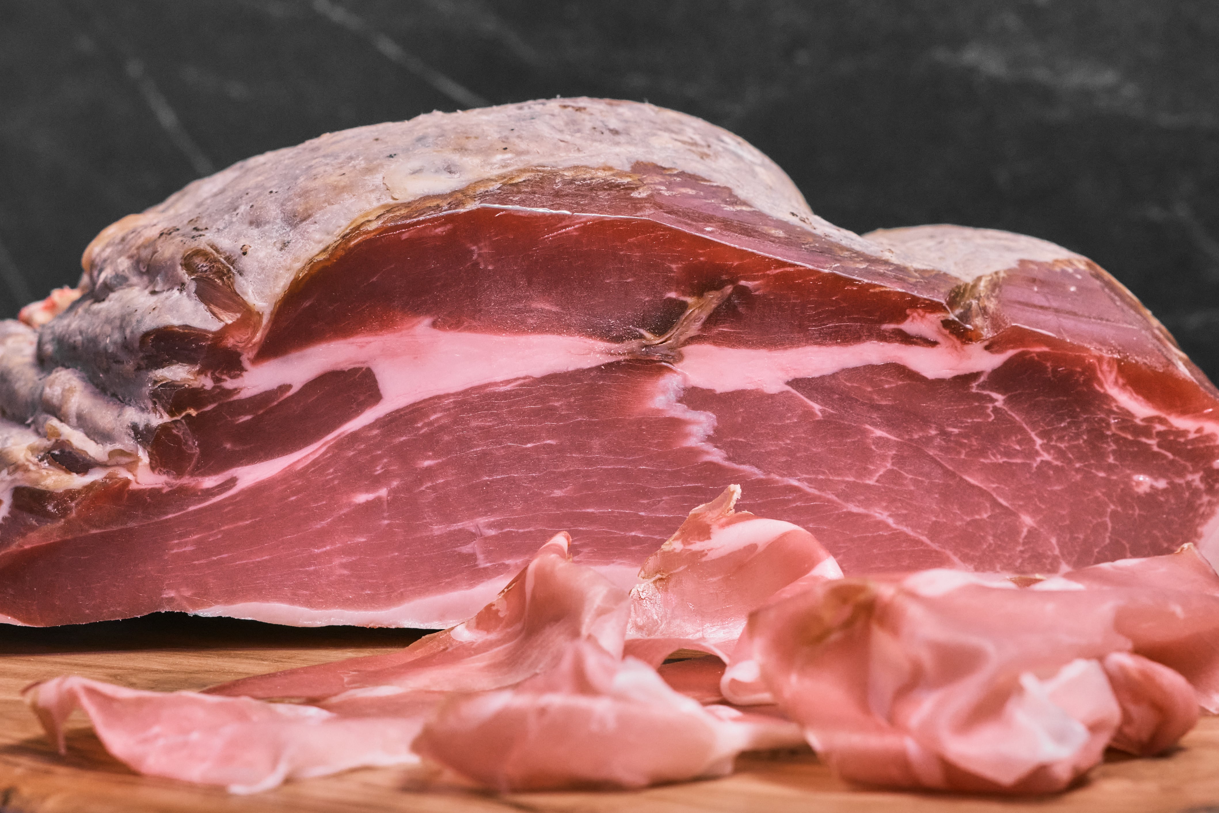 Prosciutto Di Spalla