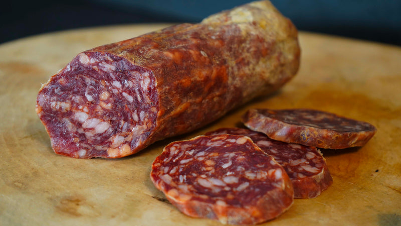 Salame di suino di razza Cinta Senese piccante